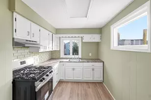 23 Lexington St, Fall River, MA 02723 - Photo 17