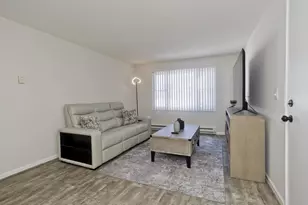 60 Chapin St, Holyoke, MA 01040 - Photo 15