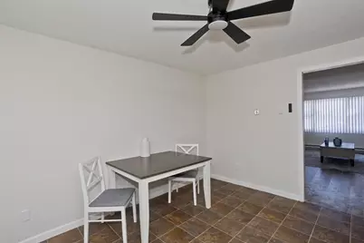 60 Chapin St #D, Holyoke, MA 01040 - Photo 5