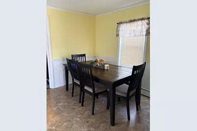 27 Woodland Ct, Lawrence, MA 01841 - Photo 5