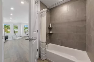 585 Essex, Lynn, MA 01902 - Photo 13