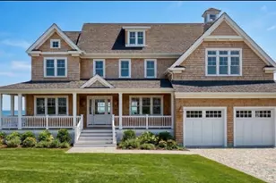 430 B Hatherly Rd, Scituate, MA 02066 - Photo 1