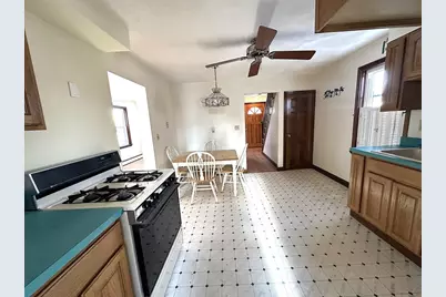 24 Railroad Ave, Norwood, MA 02062 - Photo 9