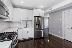 19 Chase St, Boston, MA 02125 - Photo 3