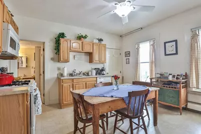 21 Felton St, Hudson, MA 01749 - Photo 5