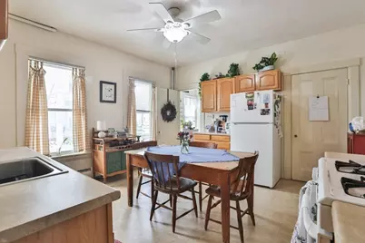 21 Felton St, Hudson, MA 01749 - Photo 3