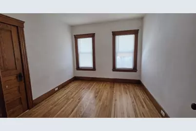 33 Jefferson St #2, Worcester, MA 01604 - Photo 3