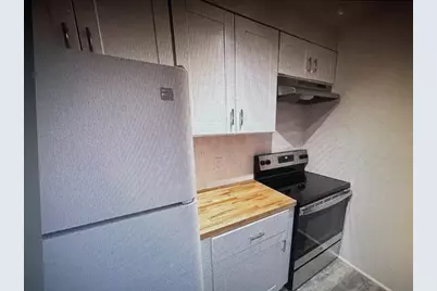 180 Main St #4105, Bridgewater, MA 02324 - Photo 3