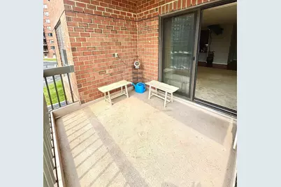 1 Seal Harbor Rd #215, Winthrop, MA 02152 - Photo 11