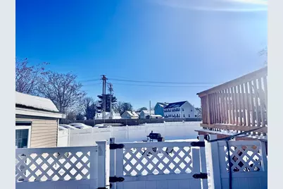 81-83 Canada St, Lowell, MA 01852 - Photo 17