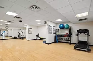 77 Pond Ave, Brookline, MA 02445 - Photo 9