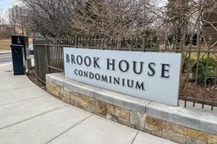 77 Pond Ave, Brookline, MA 02445 - Photo 17