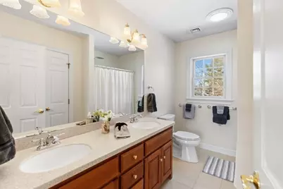 18 Symonds Way, Reading, MA 01867 - Photo 33