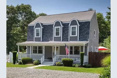 7 Oak St, Marion, MA 02738 - Photo 1