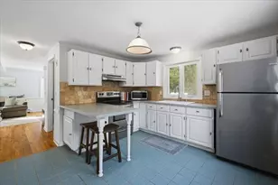 7 Oak St, Marion, MA 02738 - Photo 17
