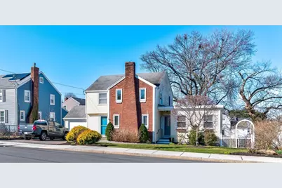 865 E Squantum St, Quincy, MA 02171 - Photo 35