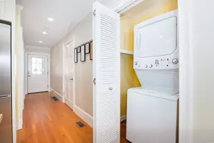 865 E Squantum St, Quincy, MA 02171 - Photo 7