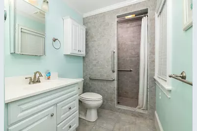 865 E Squantum St, Quincy, MA 02171 - Photo 9