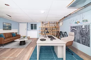 865 E Squantum St, Quincy, MA 02171 - Photo 27