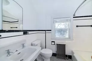 865 E Squantum St, Quincy, MA 02171 - Photo 23