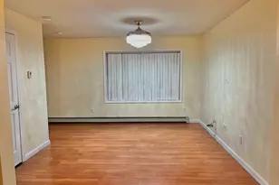 20B Edgeworth St, Worcester, MA 01605 - Photo 5