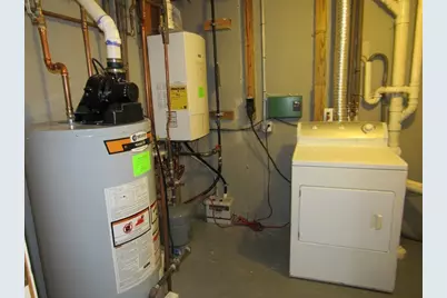 20B Edgeworth Street, Worcester, MA 01605 - Photo 29