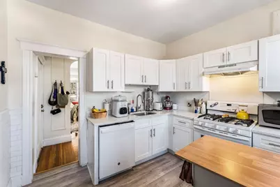 401 Washington St #1, Brookline, MA 02446 - Photo 11