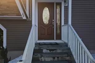 33 Hemlock Terrace, Randolph, MA 02368 - Photo 5