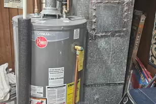 33 Hemlock Terrace, Randolph, MA 02368 - Photo 15