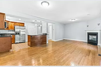 106 Green Street #106, Reading, MA 01867 - Photo 3