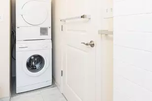 57 Cooper St, Boston, MA 02113 - Photo 5