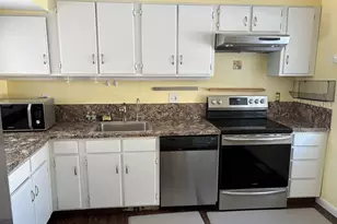 1 Autumn Ln, Amherst, MA 01002 - Photo 3