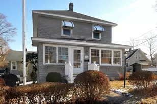 18 Valley Beach Ave, Hull, MA 02045 - Photo 5