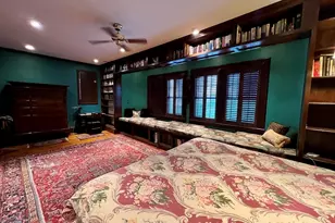 684 Washington St, Brookline, MA 02446 - Photo 15