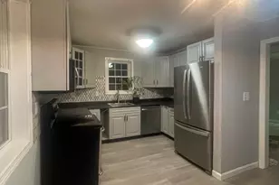 2A Stowell Ave, Worcester, MA 01609 - Photo 15