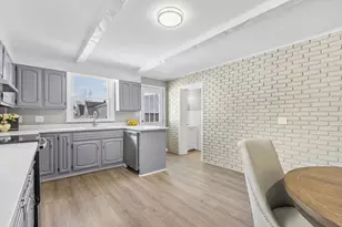 238 Essex St, Lynn, MA 01902 - Photo 9