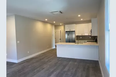 32 Norwood St #5, Boston, MA 02122 - Photo 3