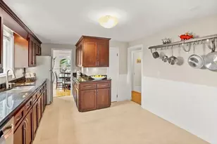 25 Brayton Rd, Boston, MA 02135 - Photo 3