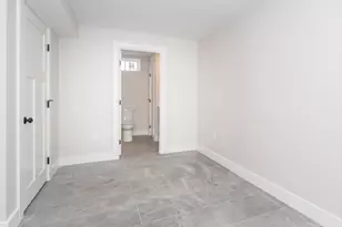 89 Hardy Pond Rd, Waltham, MA 02452 - Photo 31