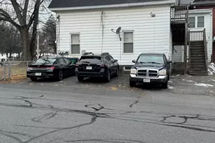 89 Mammoth Rd, Lowell, MA 01854 - Photo 3