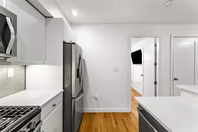 125 B St #1D, Boston, MA 02127 - Photo 7