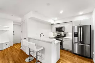 125 B St, Boston, MA 02127 - Photo 5