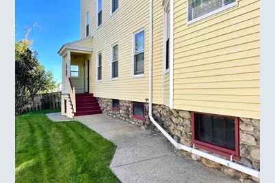 21 Watson Ave. #2, Worcester, MA 01606 - Photo 3