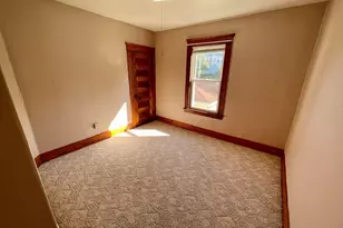 21 Watson Ave, Worcester, MA 01606 - Photo 17