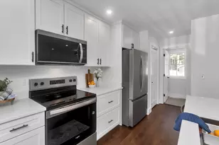 19 Cottage Ave, Southampton, MA 01073 - Photo 11