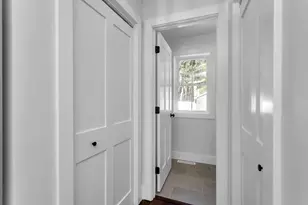 19 Cottage Ave, Southampton, MA 01073 - Photo 17