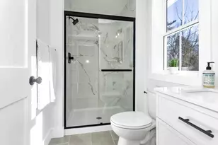 19 Cottage Ave, Southampton, MA 01073 - Photo 37