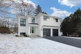 23 Pilgrim Rd, Wellesley, MA 02481 - Photo 1