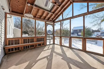 86 Wildwood Avenue, Springfield, MA 01118 - Photo 13