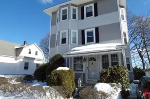 25 Dustin St, Worcester, MA 01604 - Photo 1